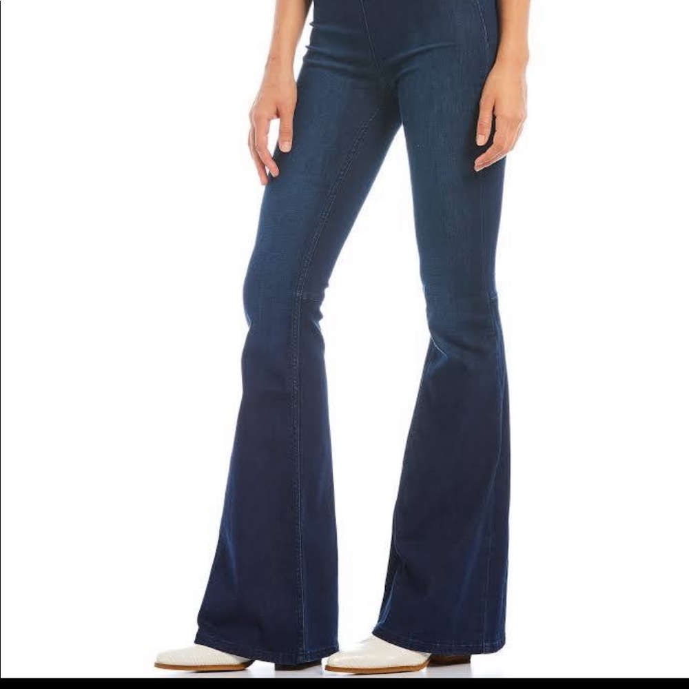 Barely worn Free People Flare Pants, Size 27, Deep Blue - Picture 2 of 4